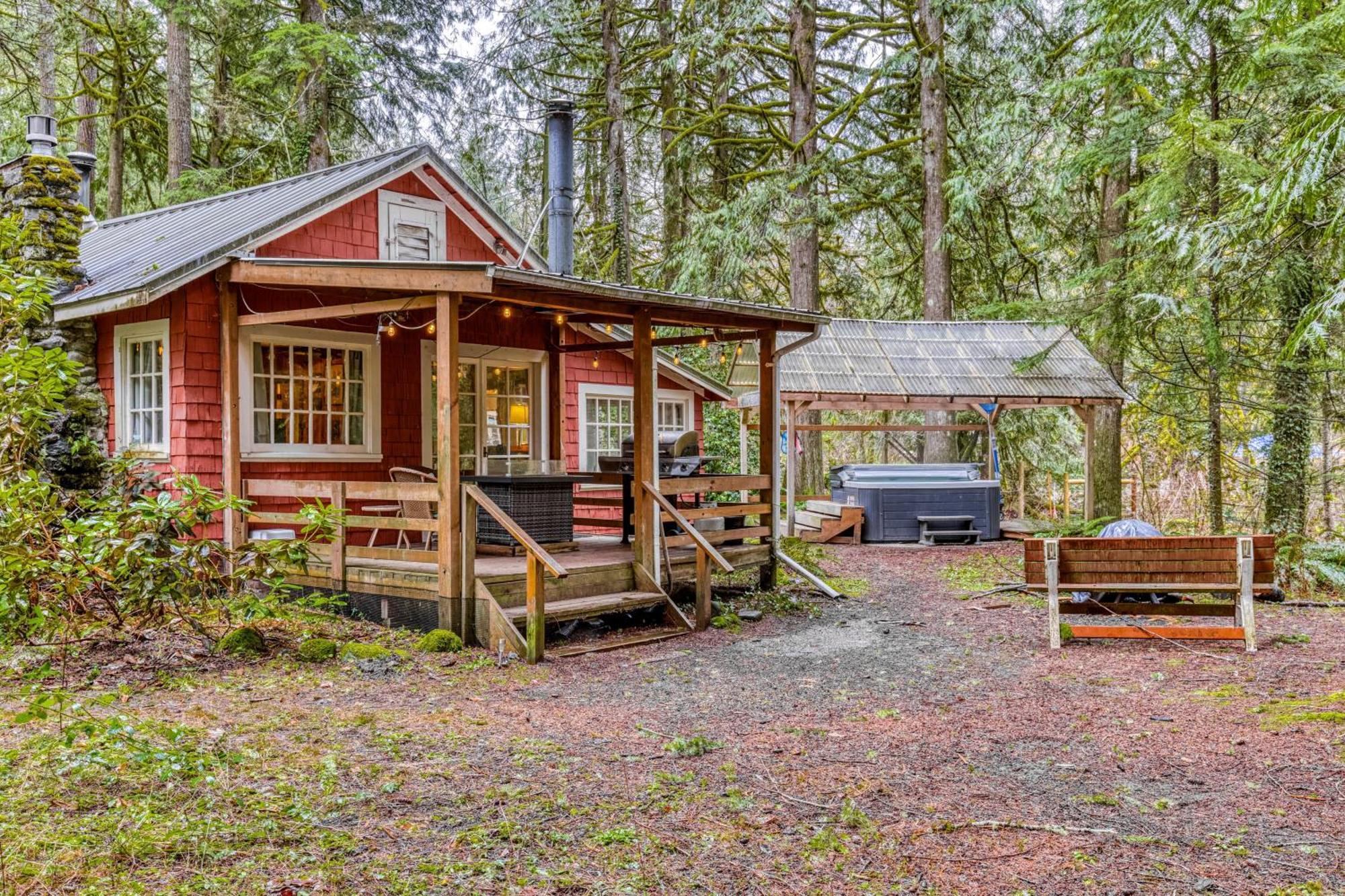 The Cedars Cabin Welches Exterior photo