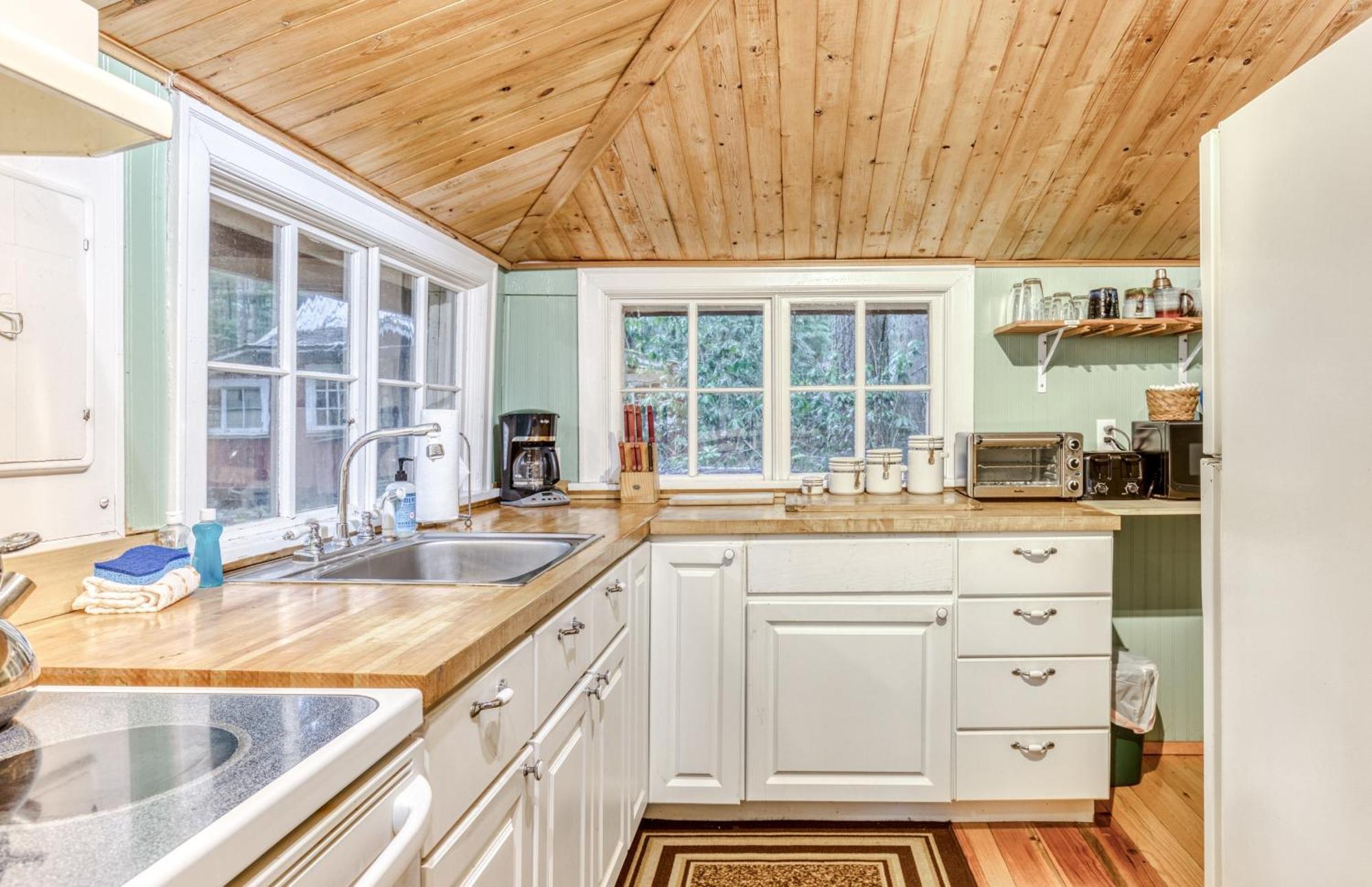 The Cedars Cabin Welches Exterior photo