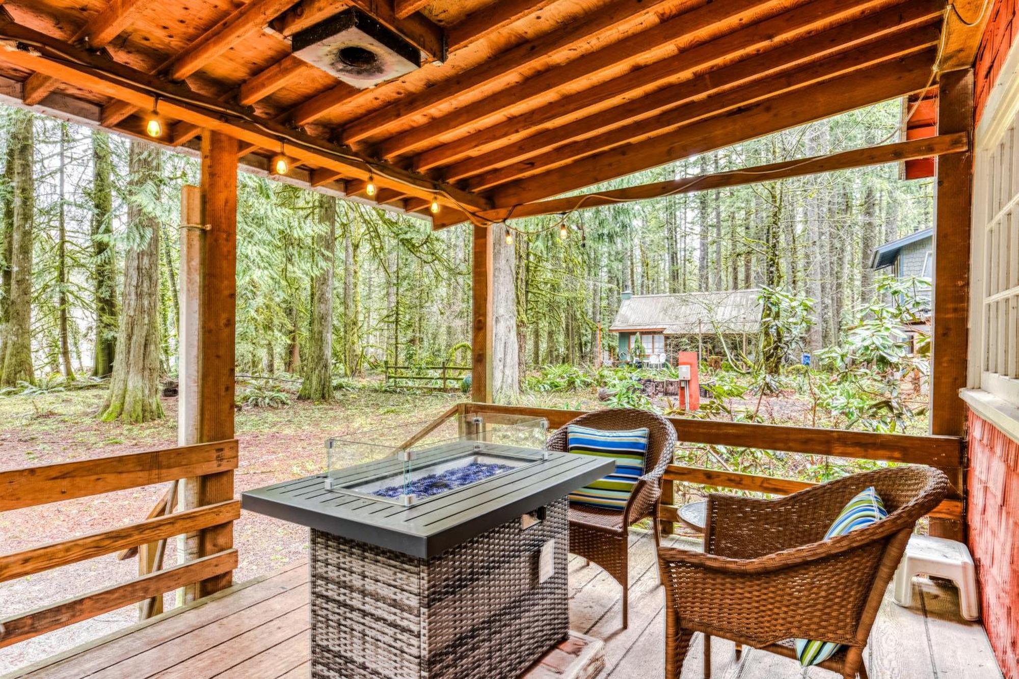 The Cedars Cabin Welches Exterior photo